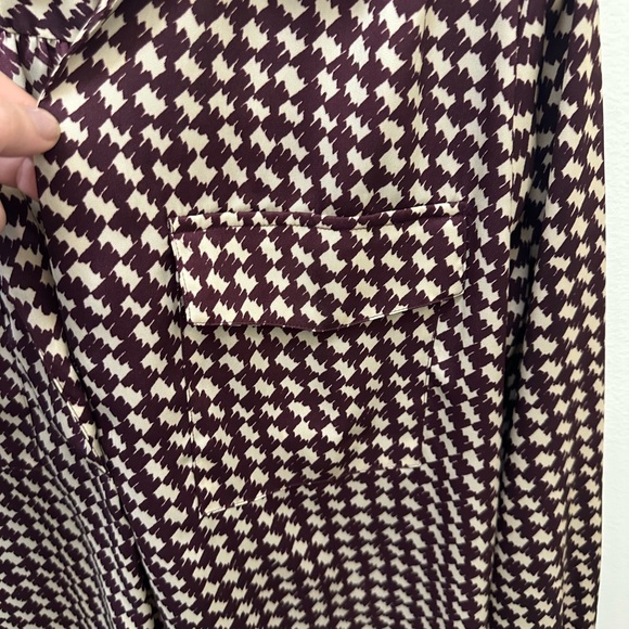 Express Houndstooth Blouse - Burgundy and Cream - Picture 7 of 7